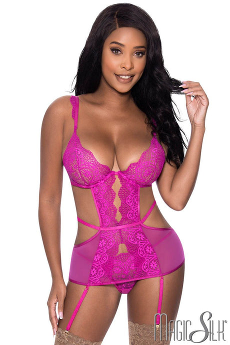 Lace Garter Slip Exposed - Boutique Séduction